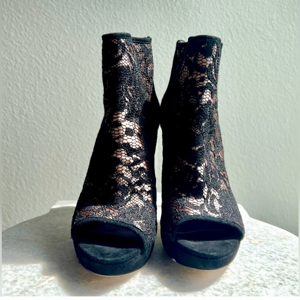Via Spiga Evanna Lace Sexy Heeled Bootie